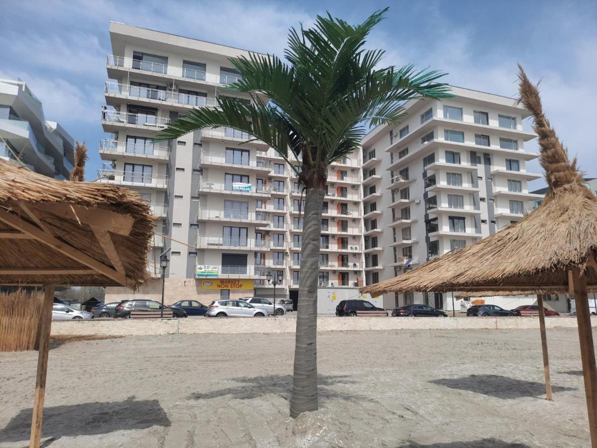Beach Residence 10 Metri Pana La Plaja Năvodari Екстериор снимка