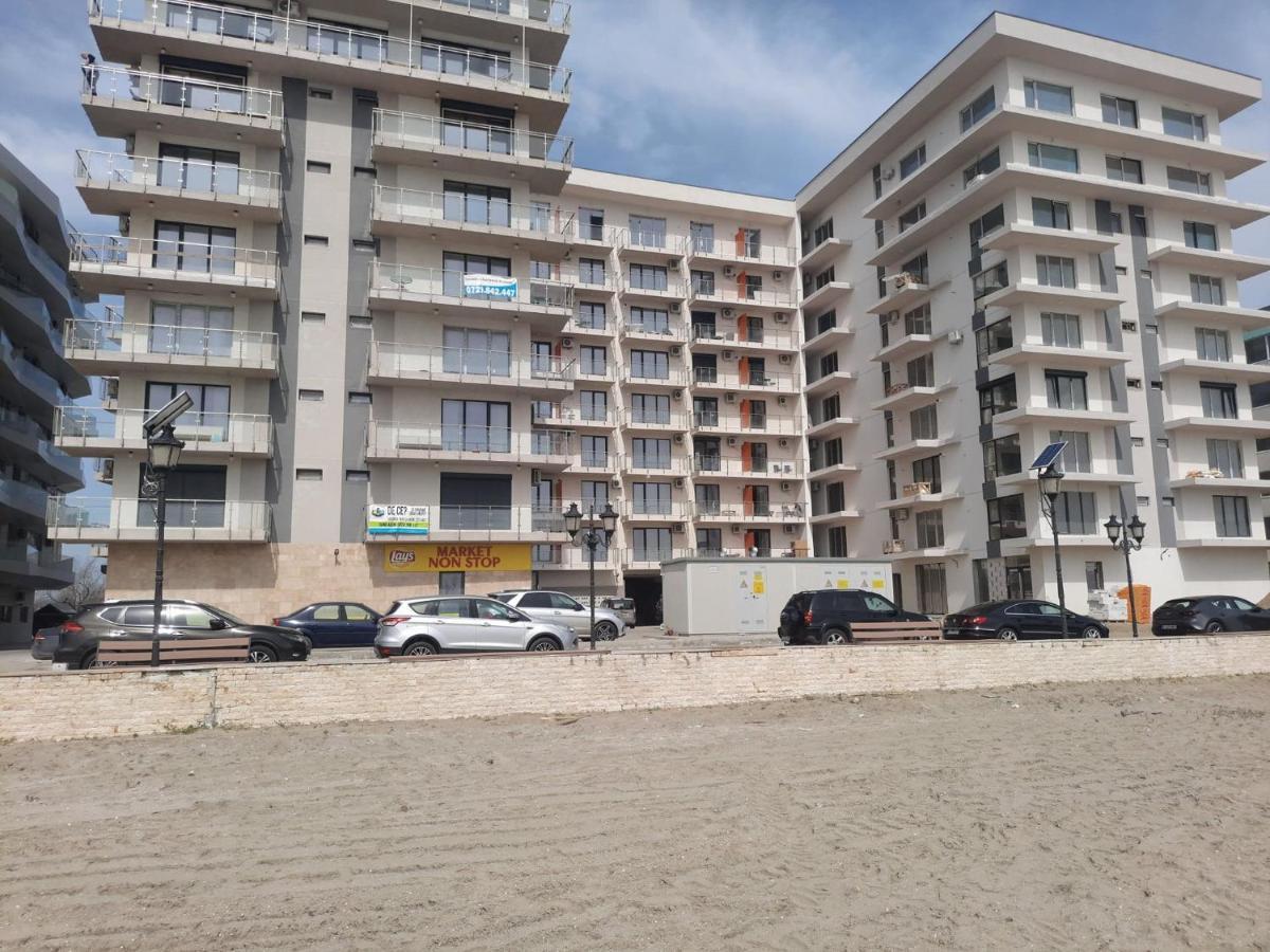 Beach Residence 10 Metri Pana La Plaja Năvodari Екстериор снимка